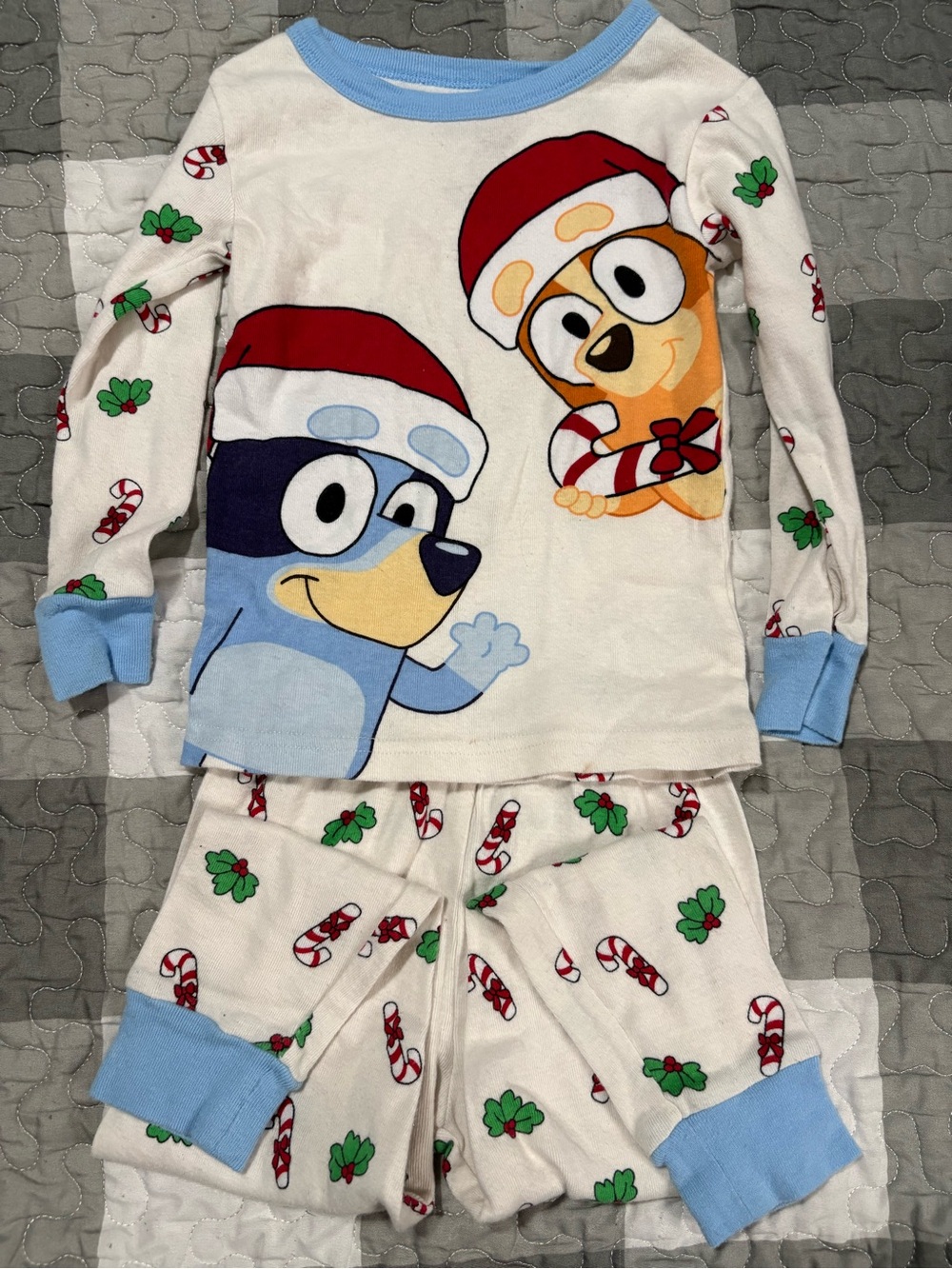 Kids Bluey Holiday Pajama Set - White & Light Blue
